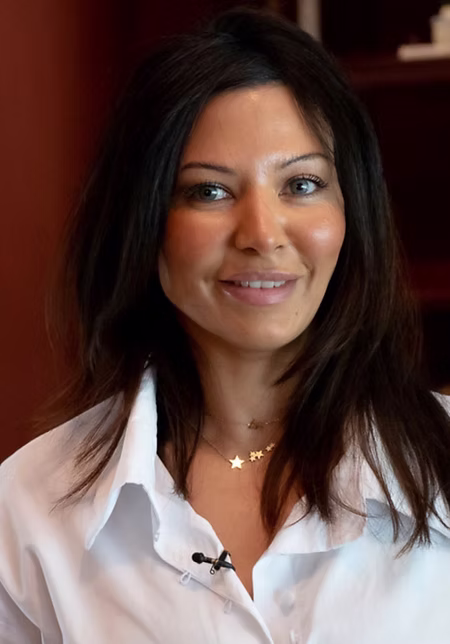 Portrait of Naomi El Haimer