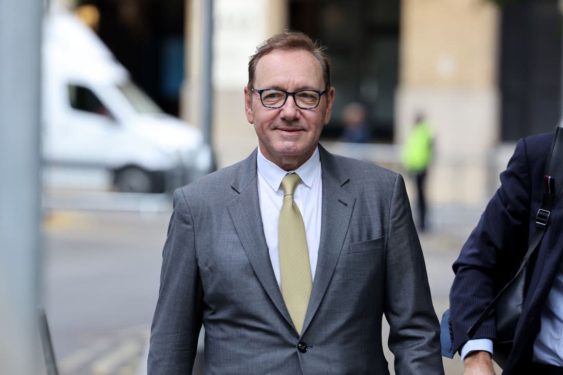 Kevin Spacey’s Baltimore Home Sells at Auction for Significant Loss